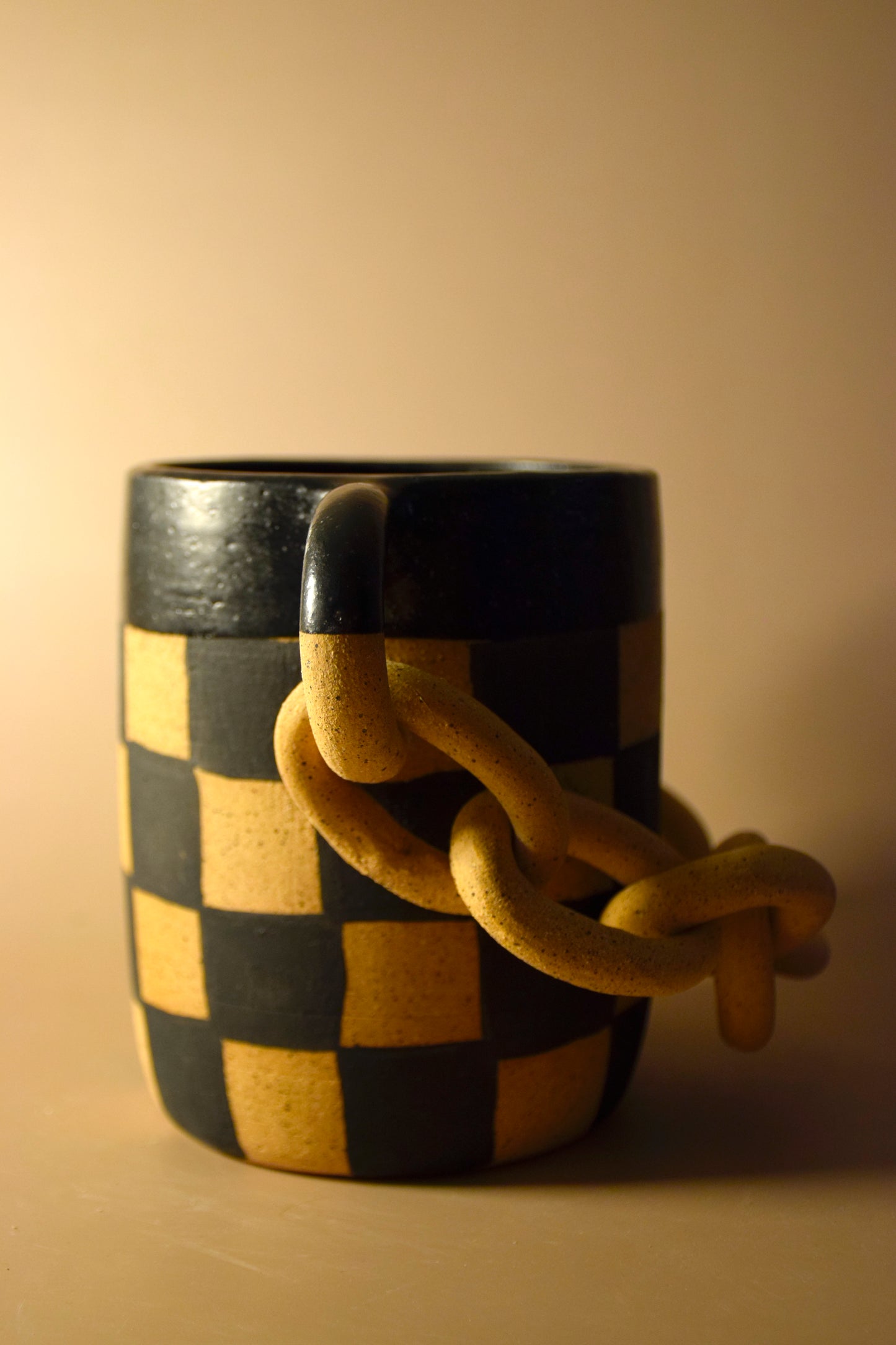 checkered chain vessel